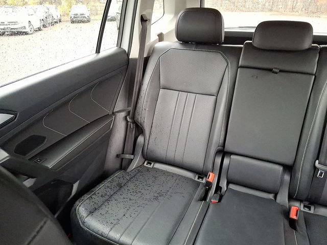 Used 2022 Volkswagen Tiguan SE AWD/4WD image 18