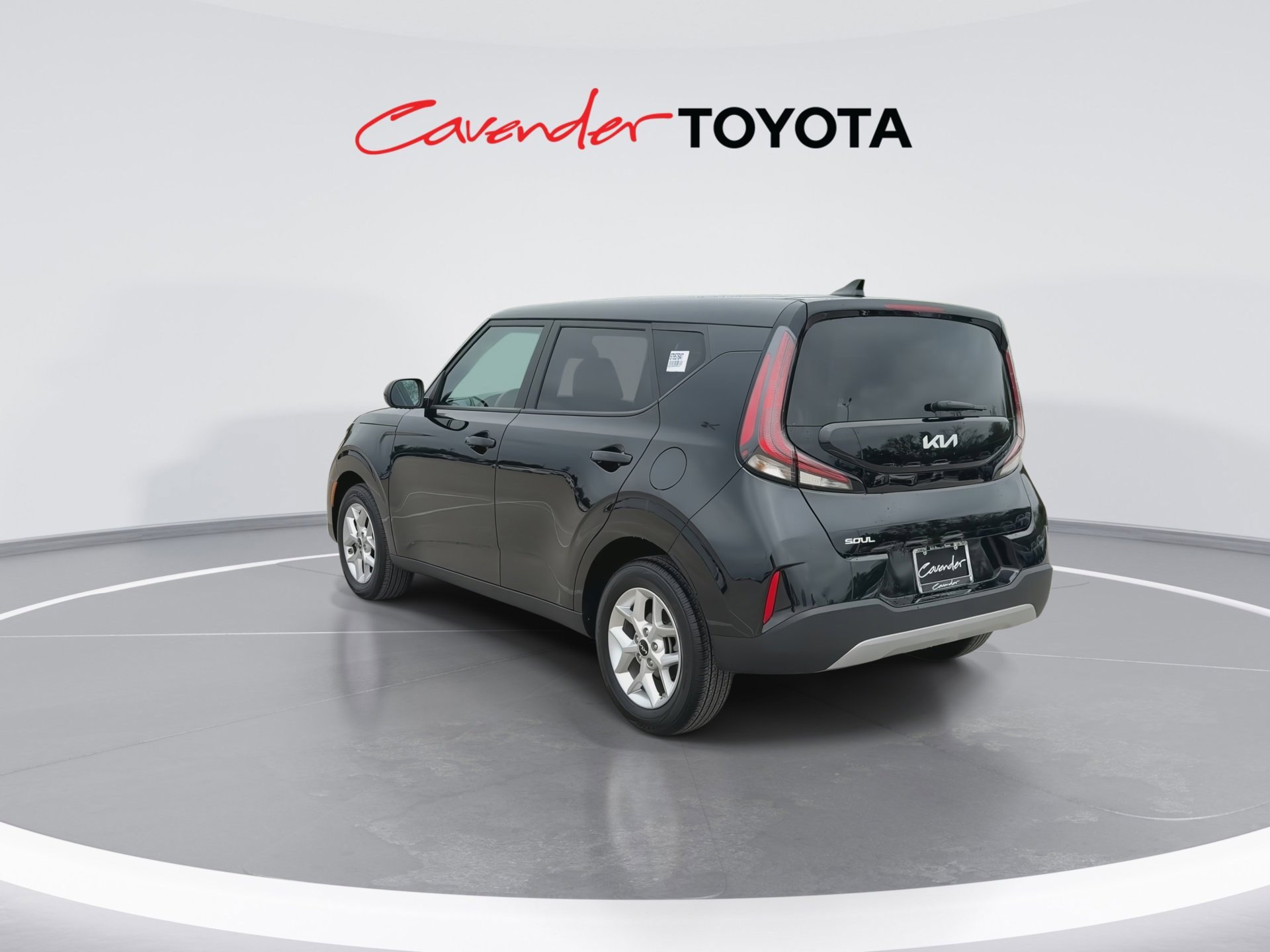 Used 2025 Kia Soul S FWD image 6
