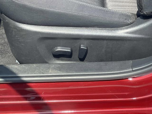 Used 2025 Nissan Altima 2.5 SV FWD image 14