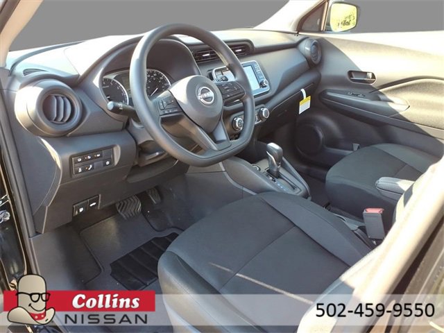 New 2025 Nissan Kicks Play S image 4