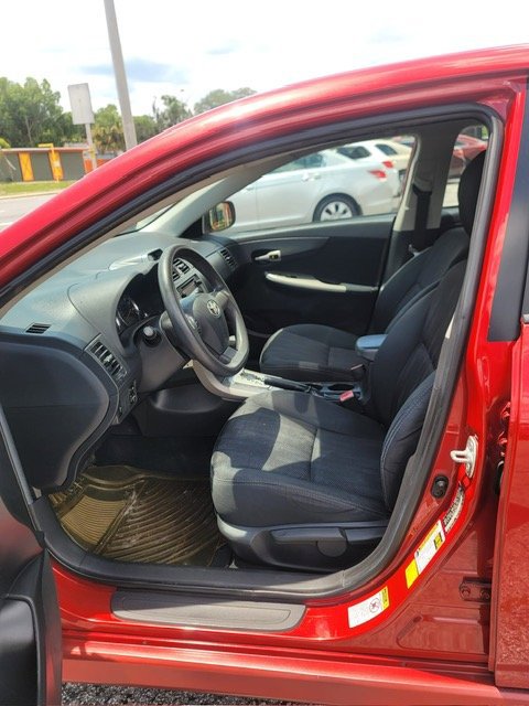 Used 2013 Toyota Corolla S FWD image 12