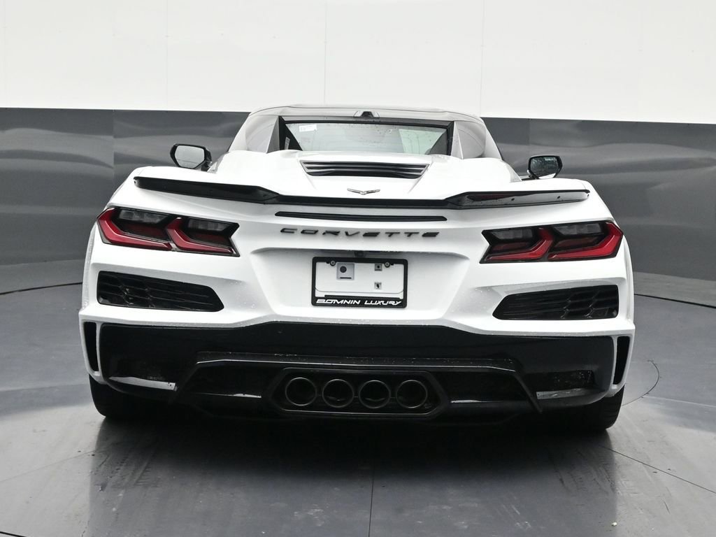 Used 2025 Chevrolet Corvette Z06 image 4