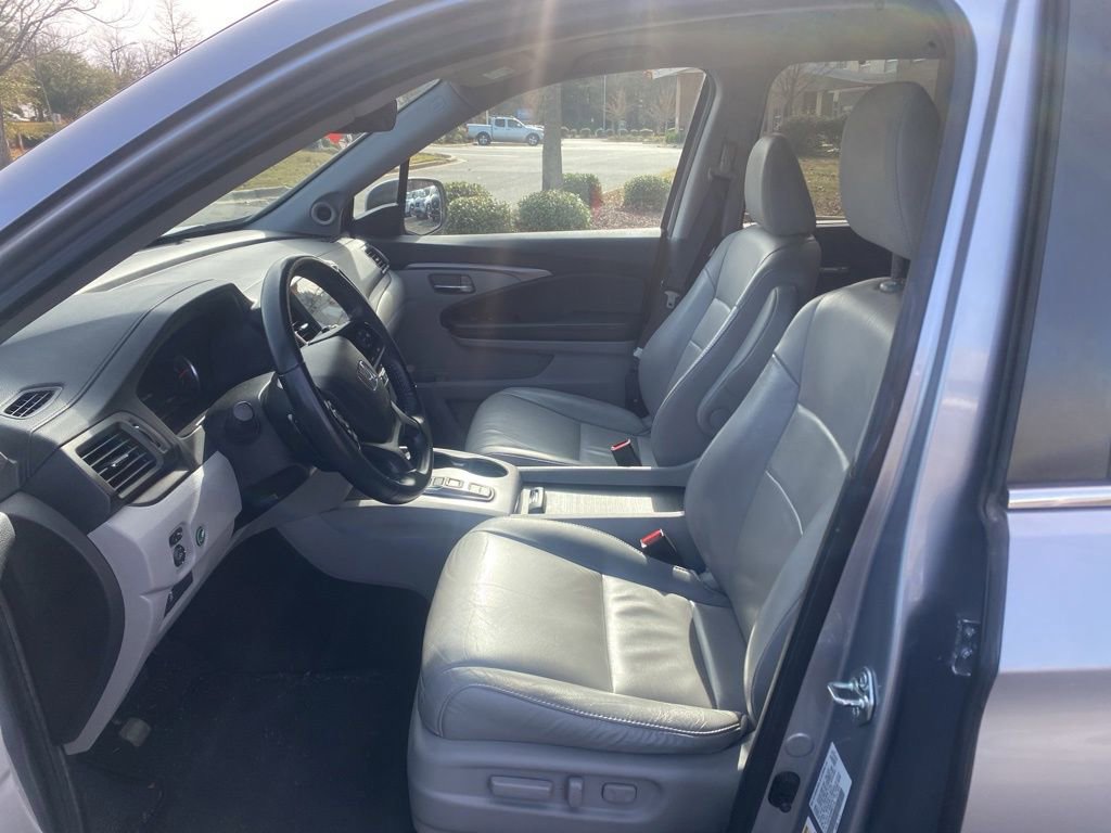 Used 2021 Honda Pilot Special Edition image 17