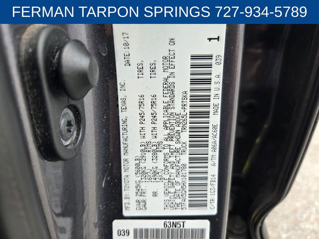 Used 2017 Toyota Tacoma SR image 20