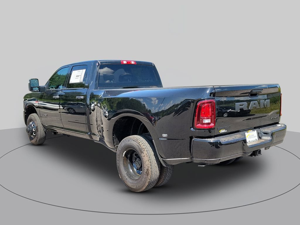New 2026 RAM 3500 Big Horn AWD/4WD image 5