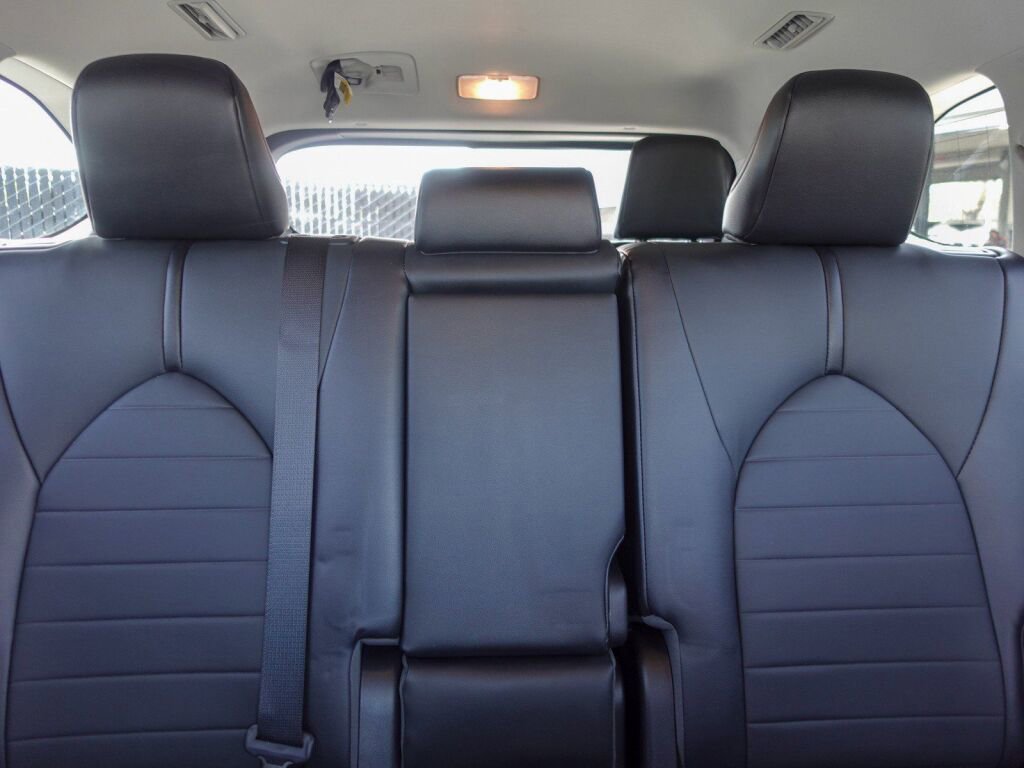 Certified 2021 Toyota Highlander XLE image 16