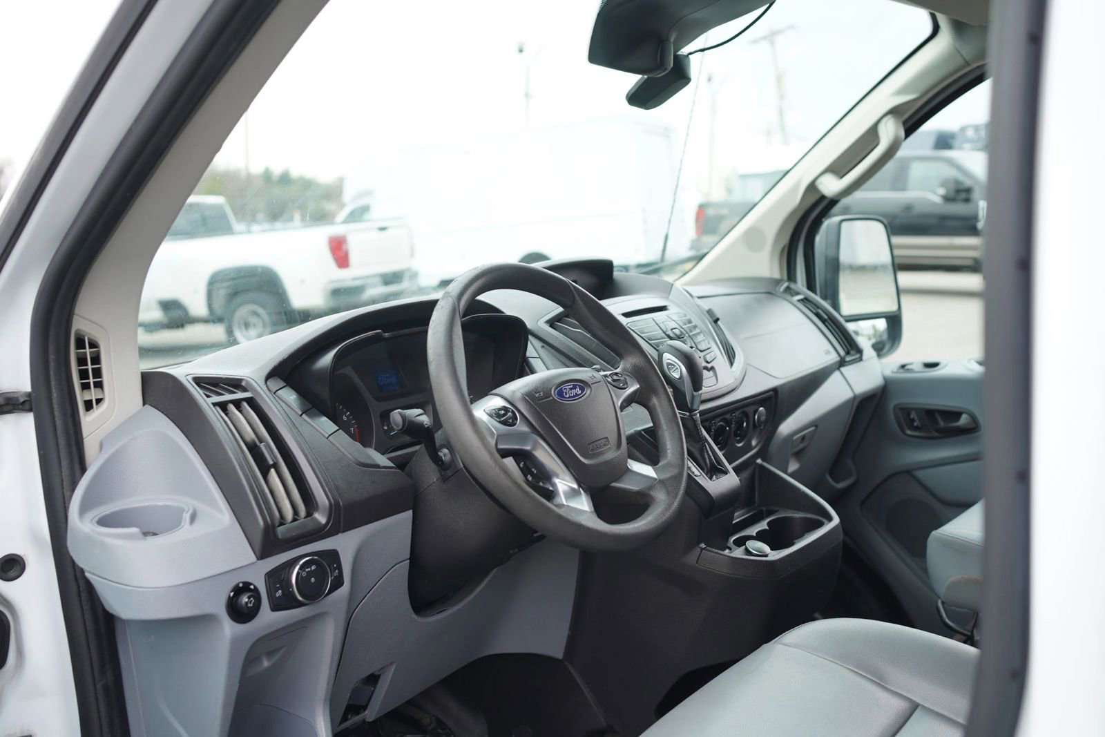 Used 2018 Ford Transit 350 148 Low Roof image 18