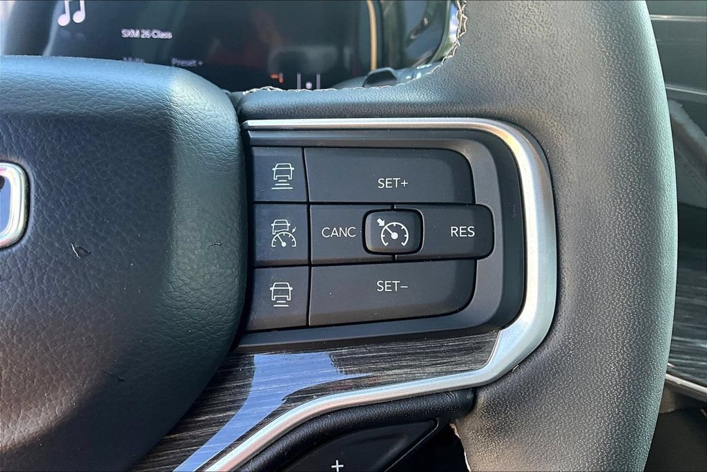 Used 2022 Jeep Wagoneer Series III w/ Flexible Seating Group AWD/4WD image 29