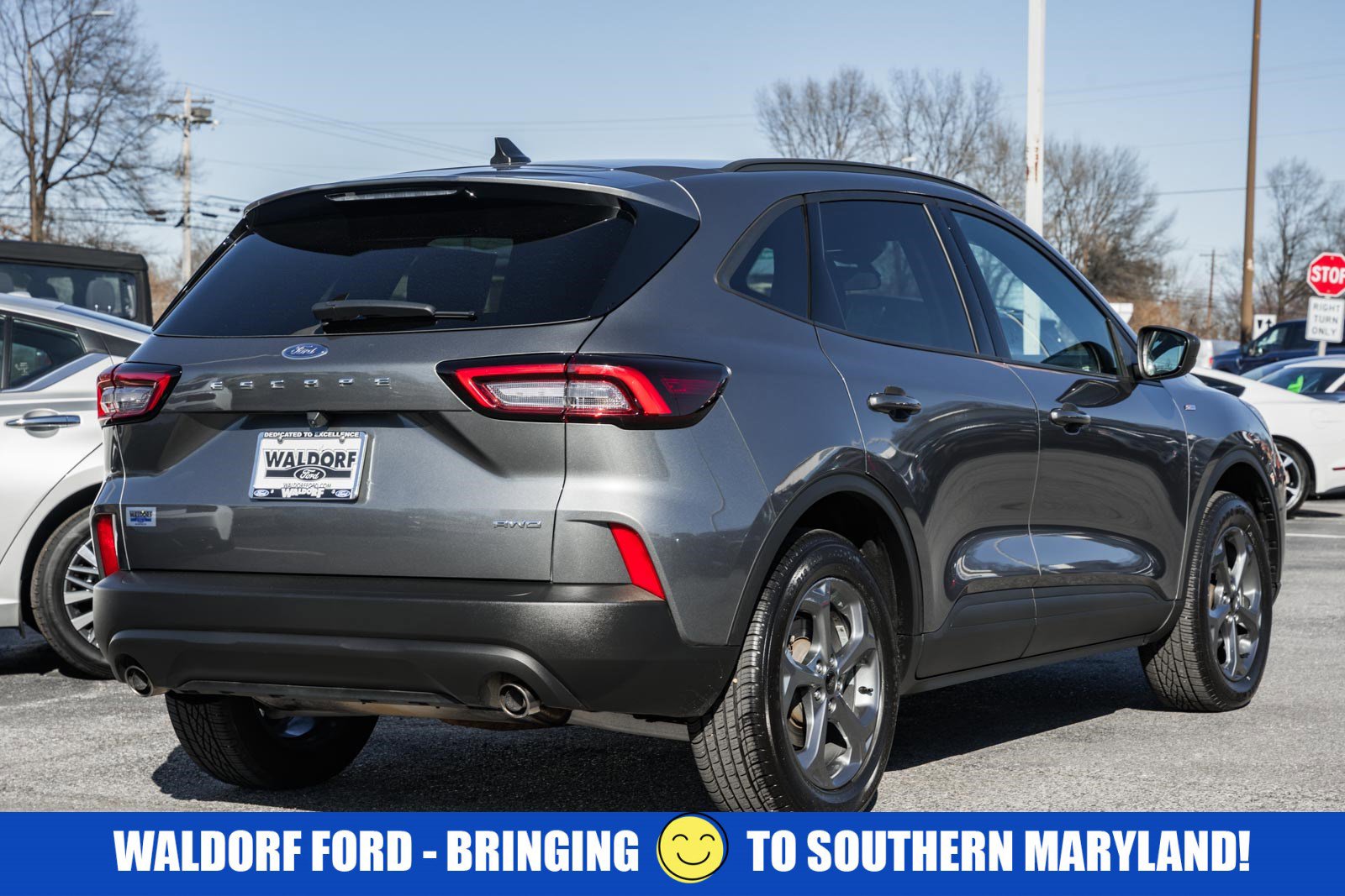 Used 2025 Ford Escape ST-Line image 4