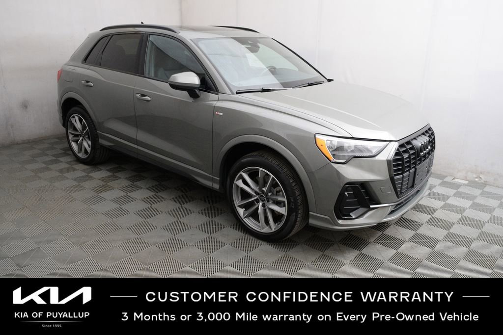 Used 2022 Audi Q3 2.0T Premium AWD/4WD image 3