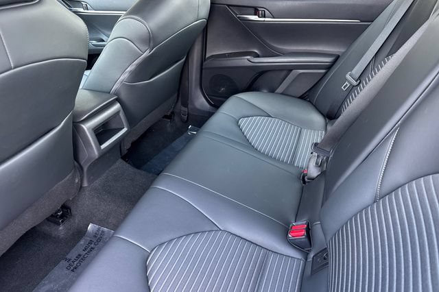 Used 2023 Toyota Camry SE w/ Convenience Package FWD image 14