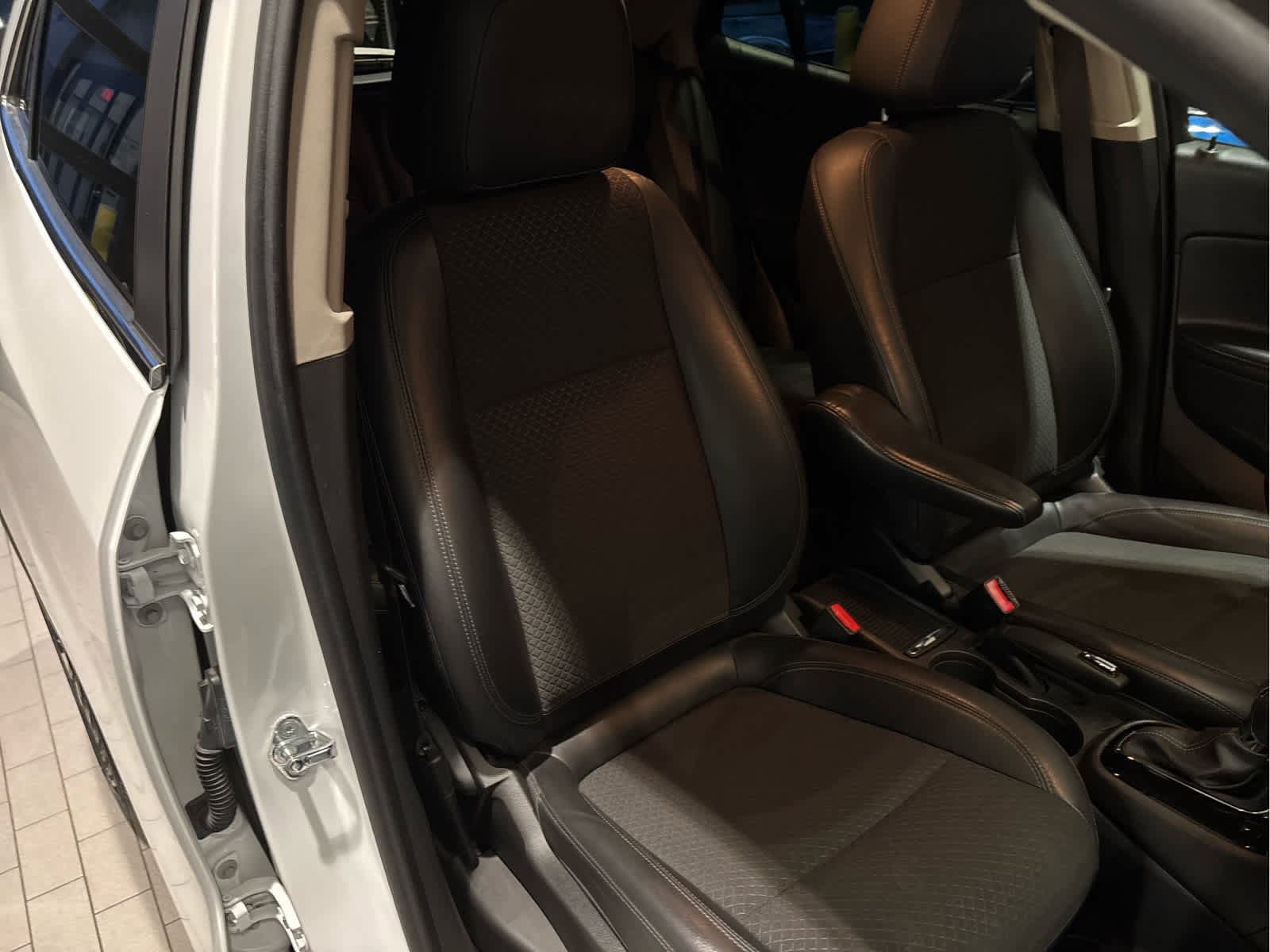 Used 2022 Buick Encore Preferred w/ Safety Package image 18