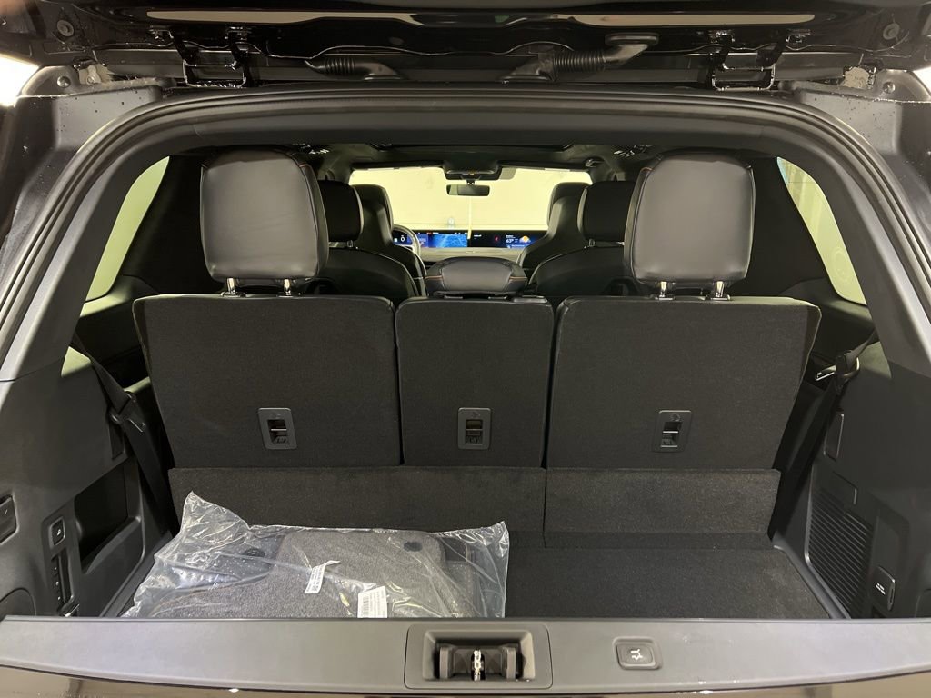 New 2026 Lincoln Navigator Black Label AWD/4WD image 41