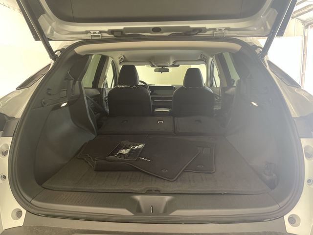 Certified 2025 Nissan Murano SV image 16