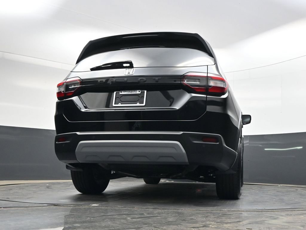Certified 2025 Honda Pilot EX-L image 32