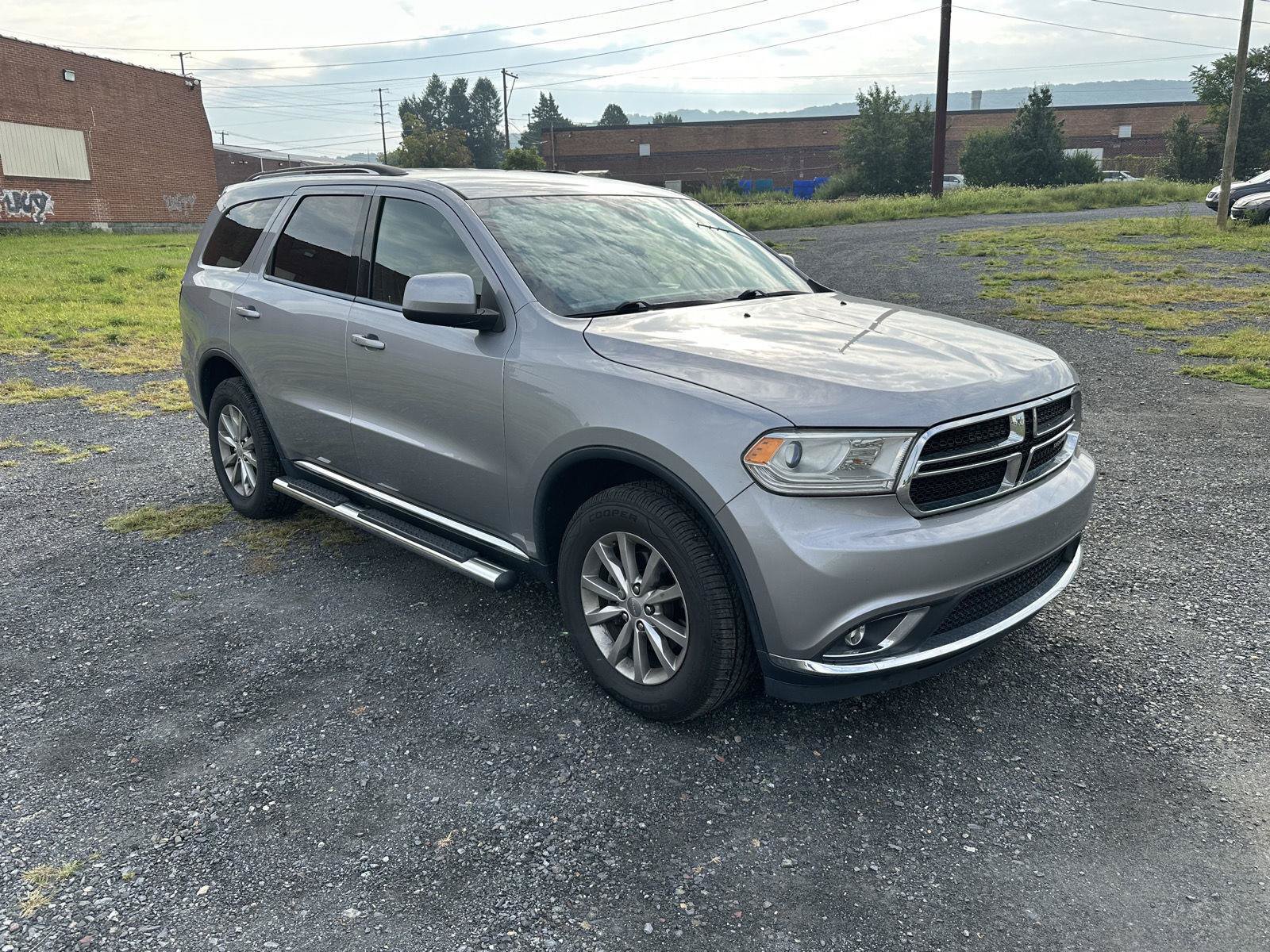 Used 2017 Dodge Durango SXT w/ Quick Order Package 23B AWD/4WD image 2
