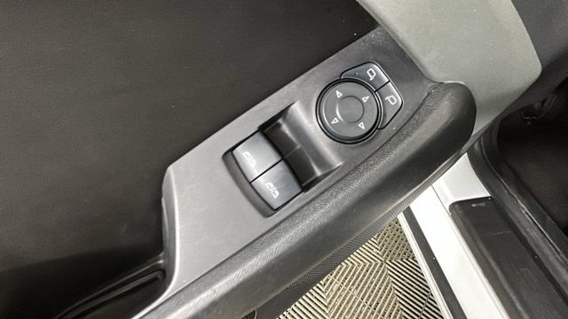 Used 2016 Chevrolet Camaro LT RWD image 10