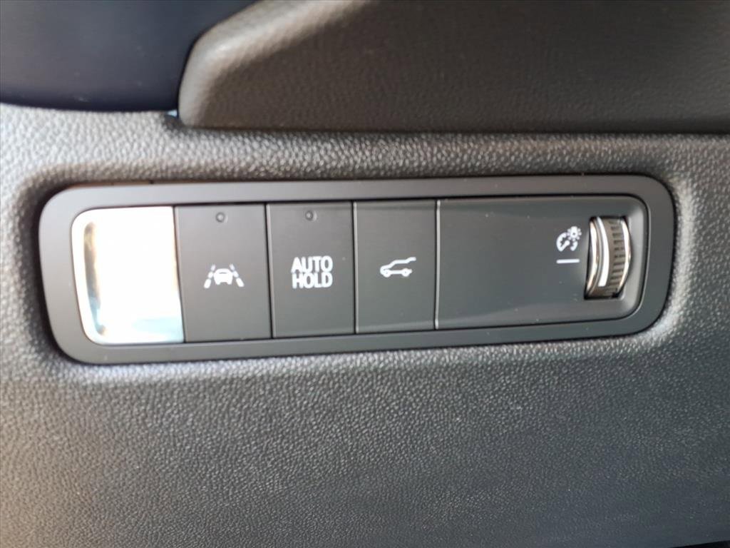 Used 2024 Chevrolet Equinox EV LT image 17