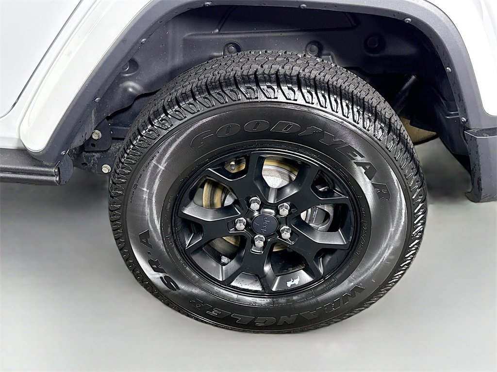 Used 2019 Jeep Wrangler Unlimited Sahara w/ Quick Order Package 24M Moab image 36