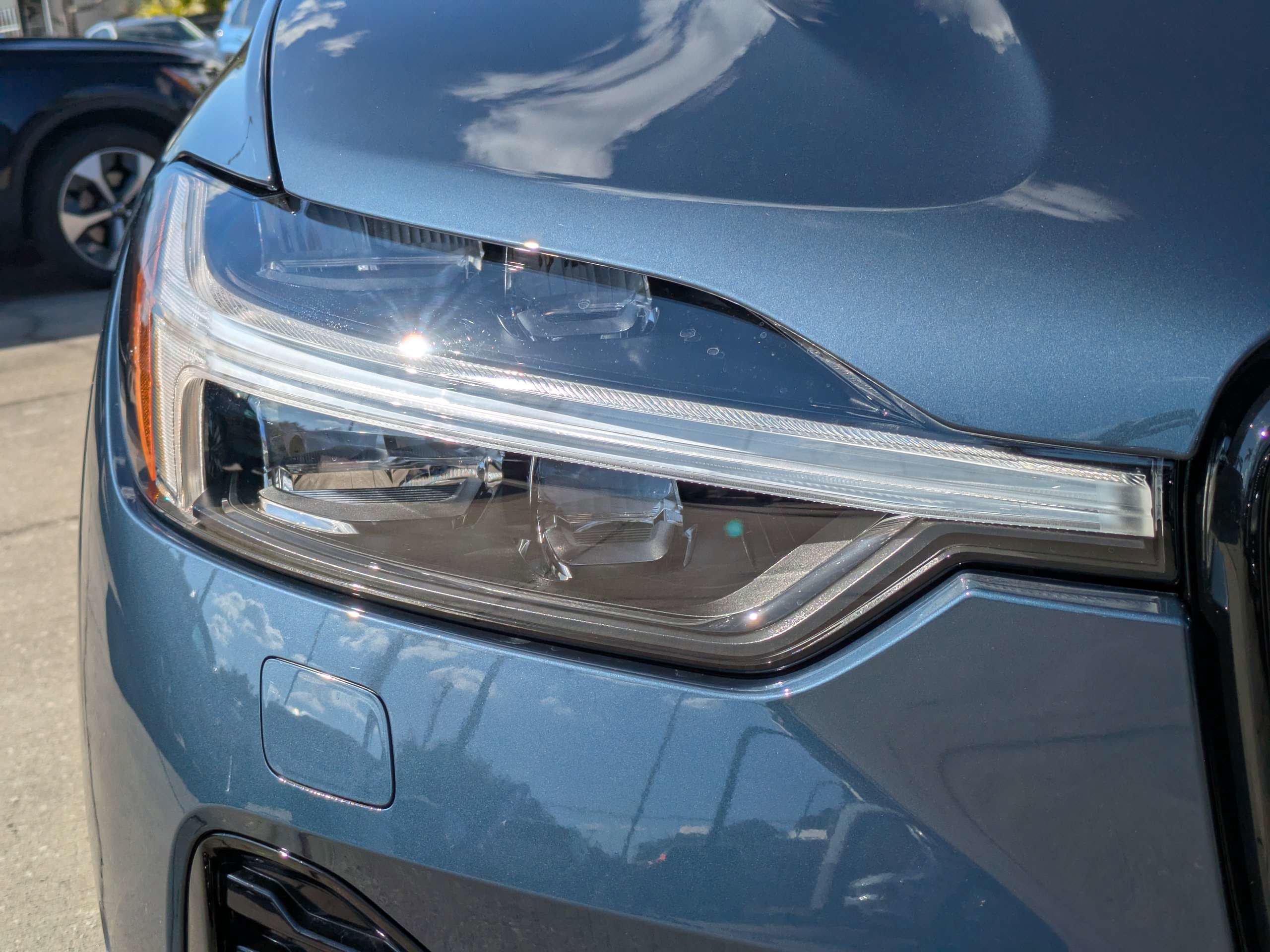 New 2026 Volvo XC60 B5 Ultra w/ Protection Package Premier image 10