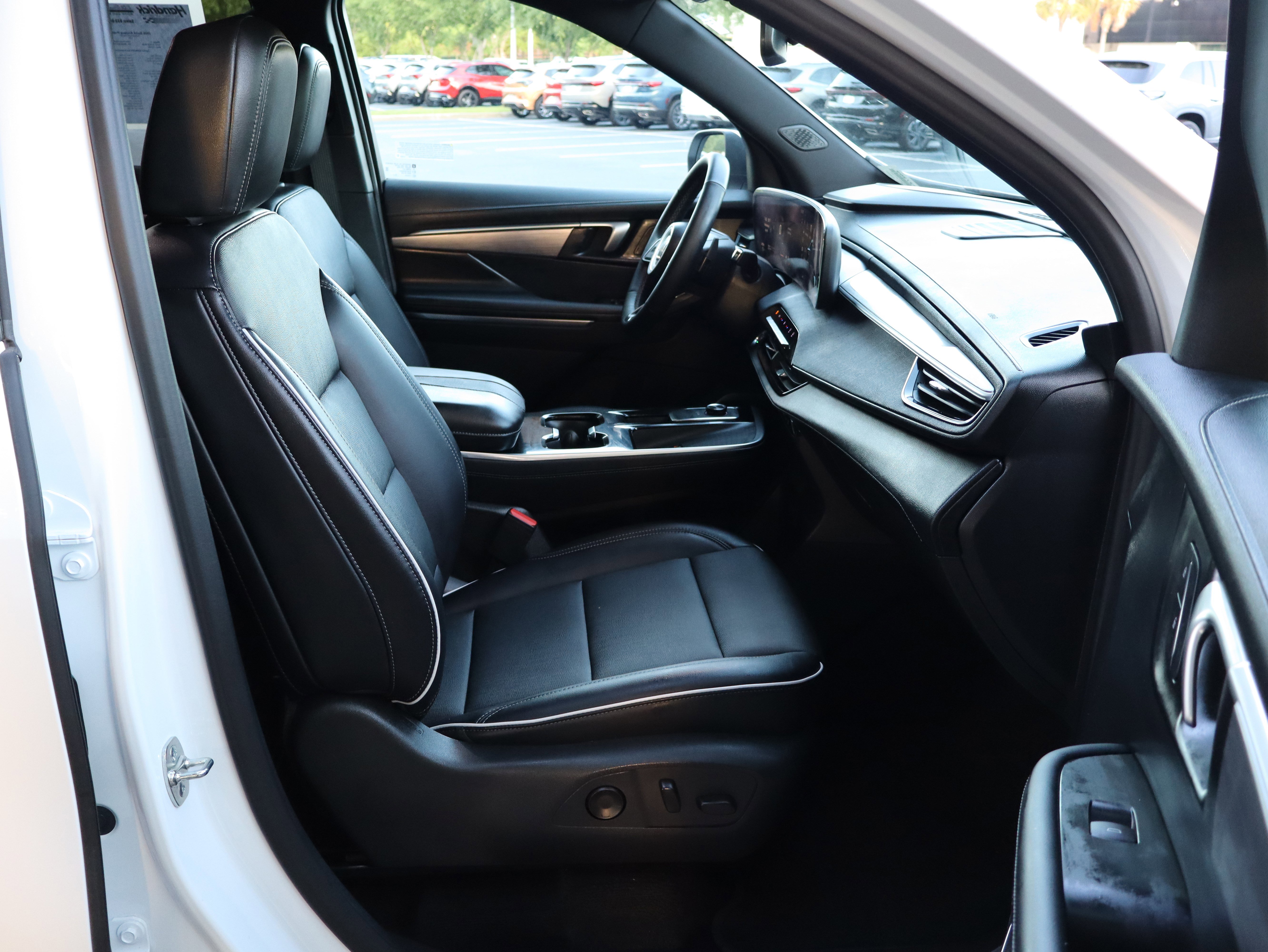 Used 2026 Buick Enclave Preferred image 27