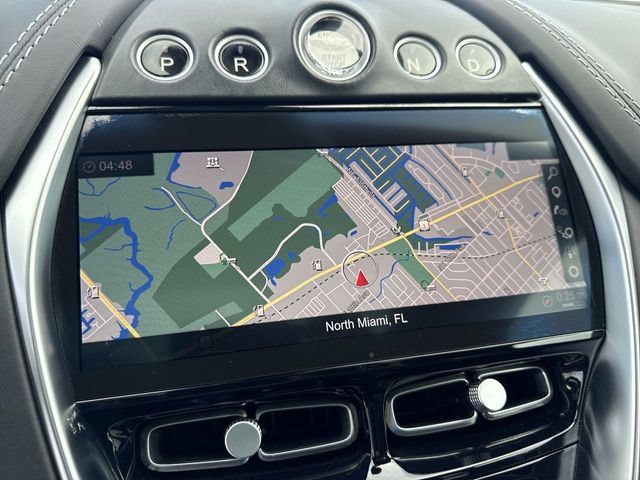 Used 2021 Aston Martin DBX AWD/4WD image 18