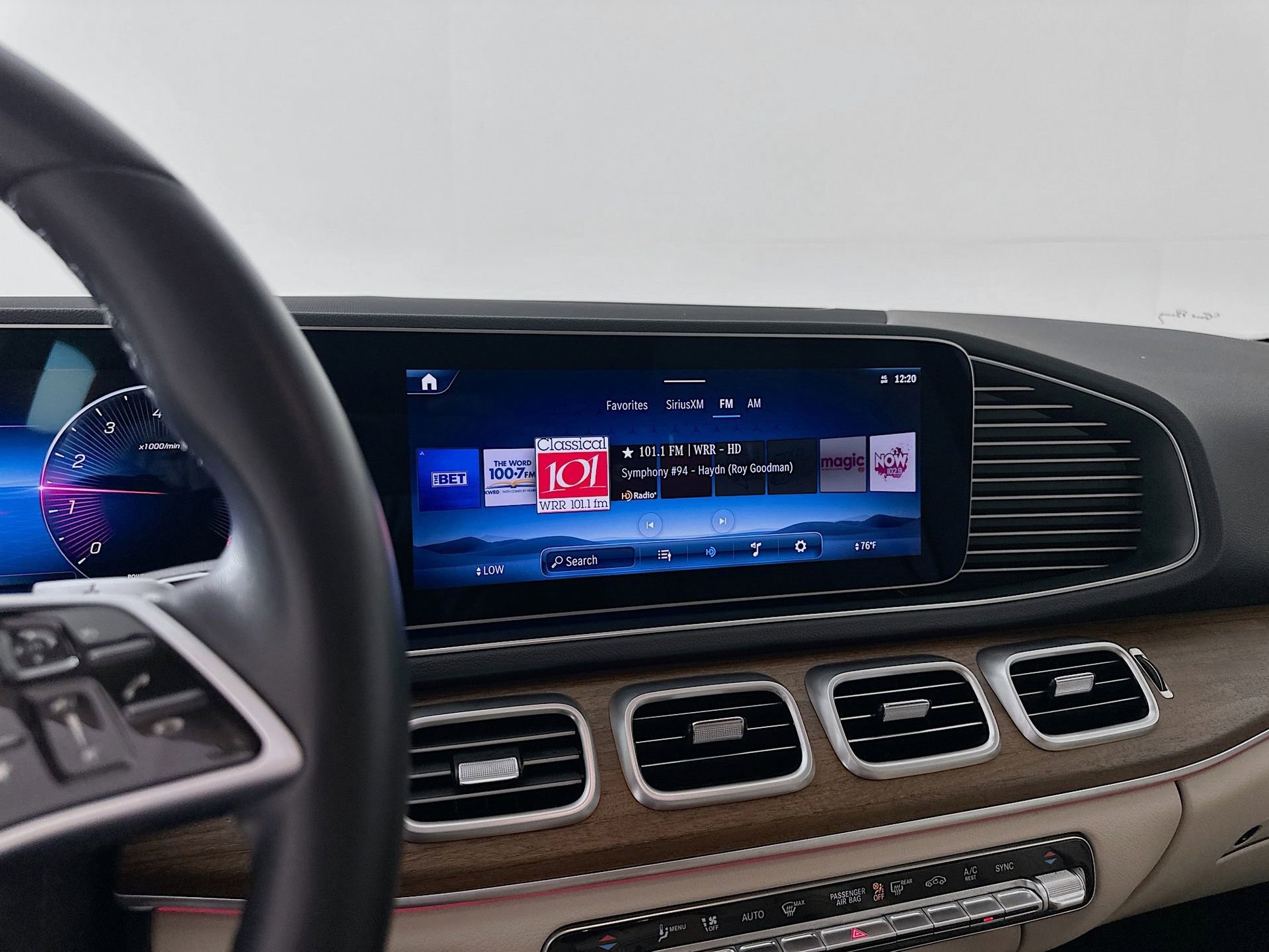 Certified 2025 Mercedes-Benz GLE 350 4MATIC image 16