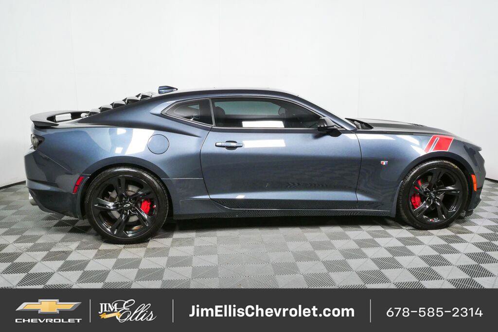 Certified 2022 Chevrolet Camaro SS RWD image 2