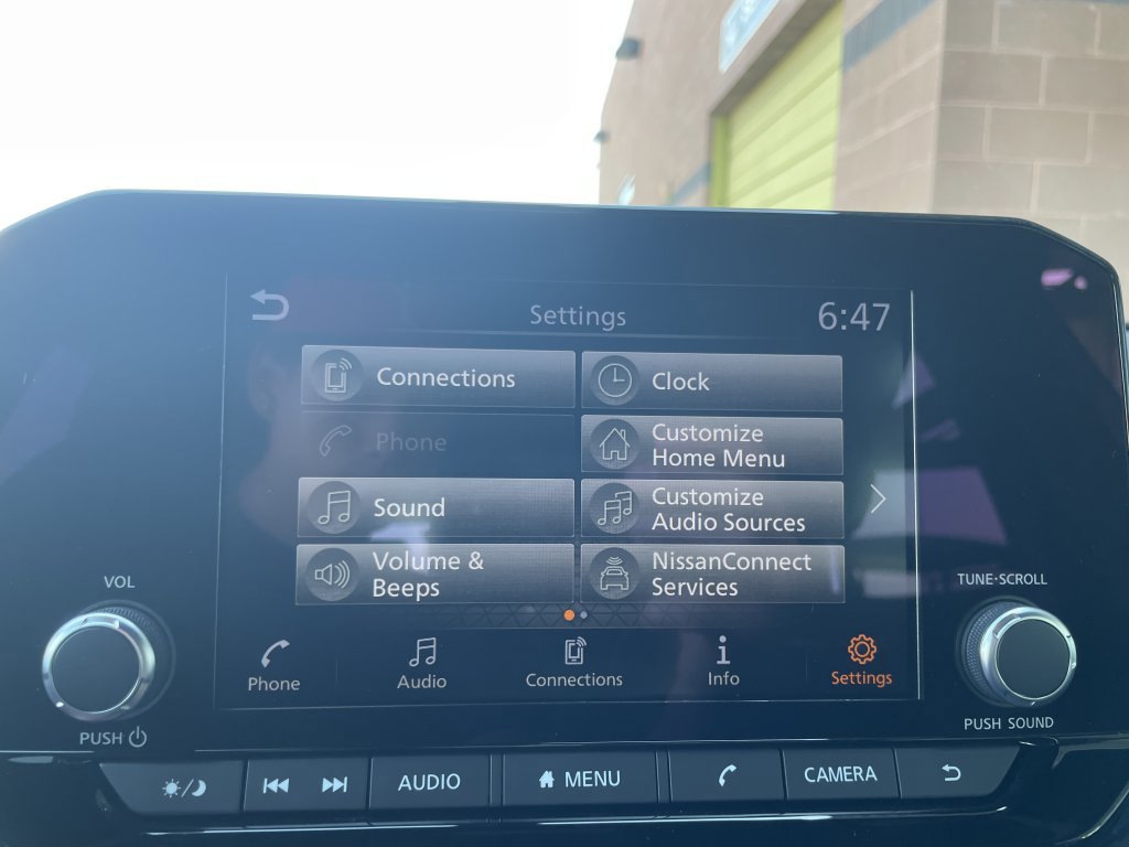Used 2024 Nissan Pathfinder Rock Creek AWD/4WD image 39