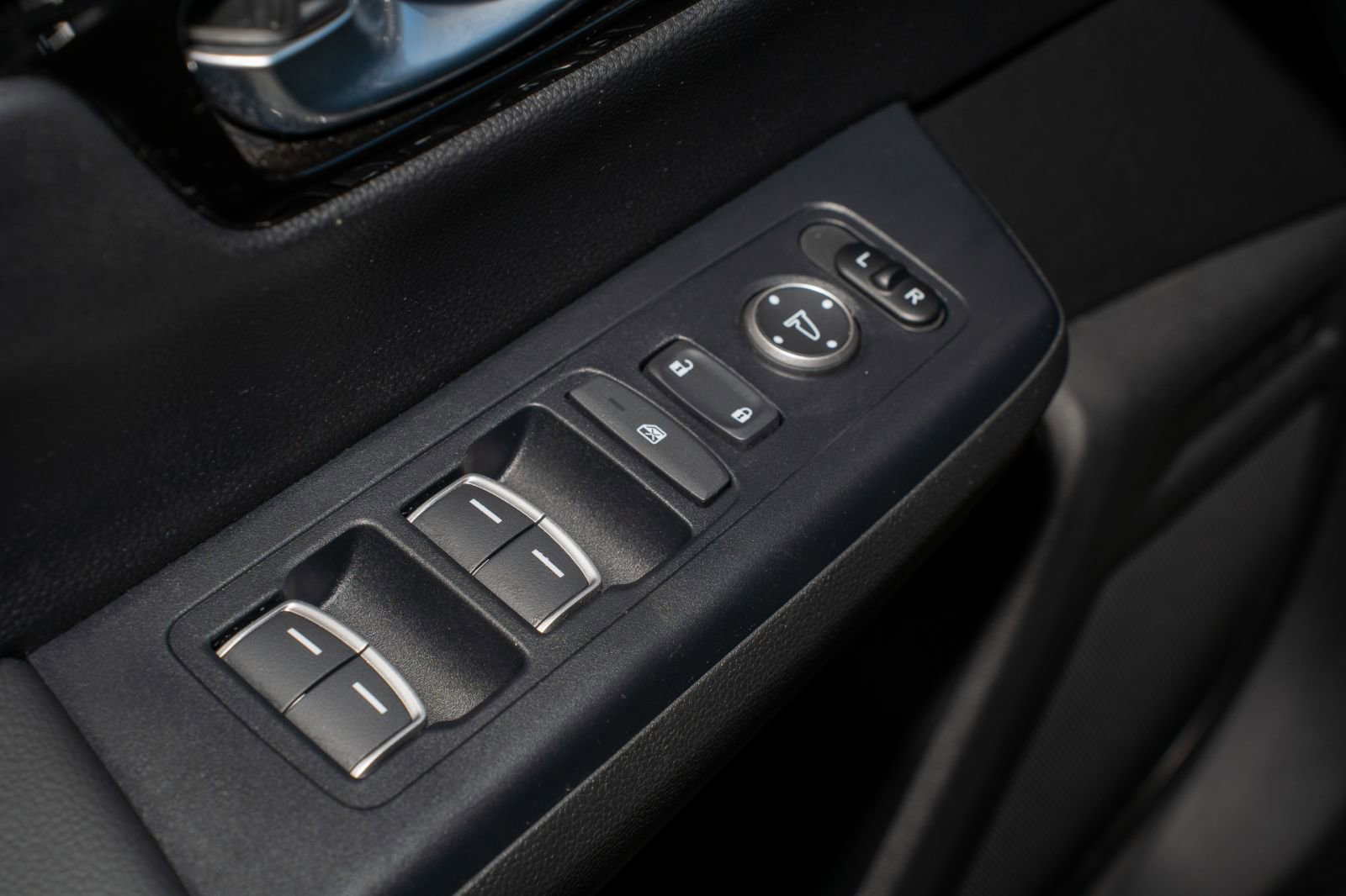Certified 2023 Honda CR-V EX-L image 29