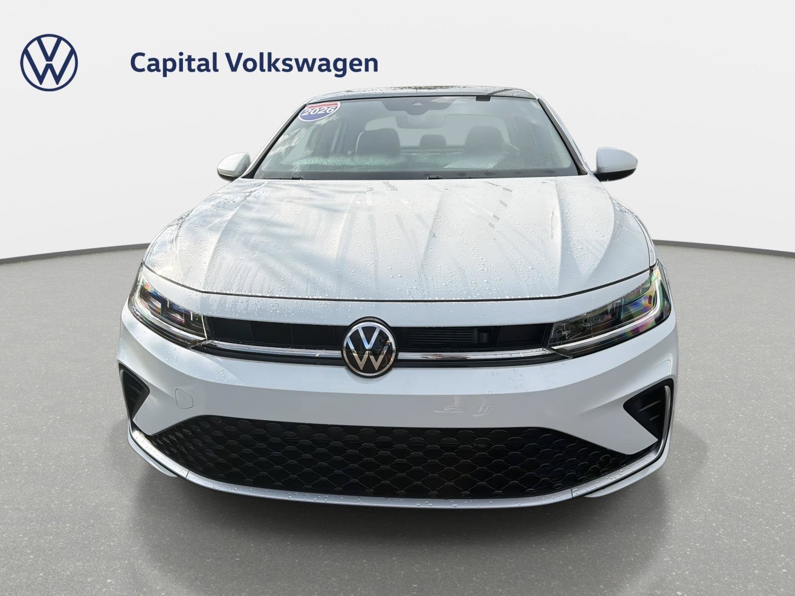 Used 2026 Volkswagen Jetta SE FWD image 2