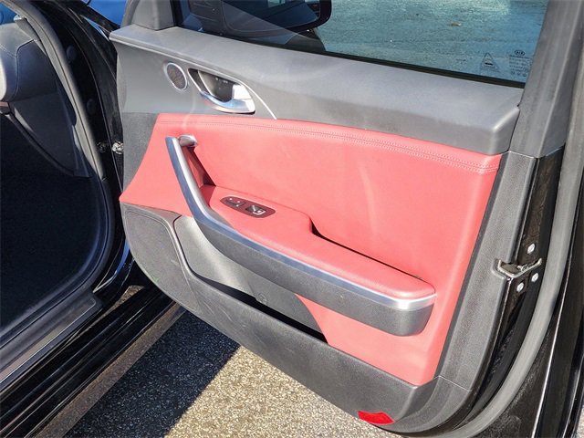 Used 2020 Kia Stinger GT image 16