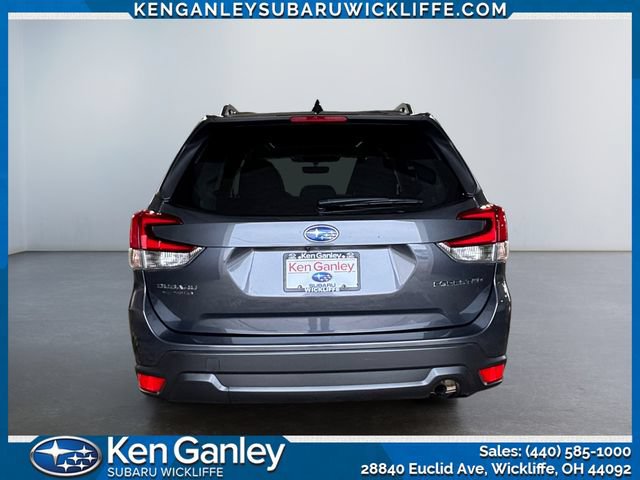 Used 2024 Subaru Forester Premium AWD/4WD image 4