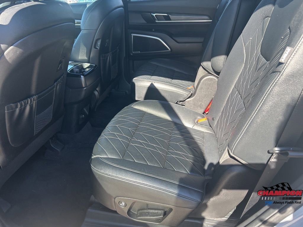Used 2024 Kia Telluride EX X-Line image 11