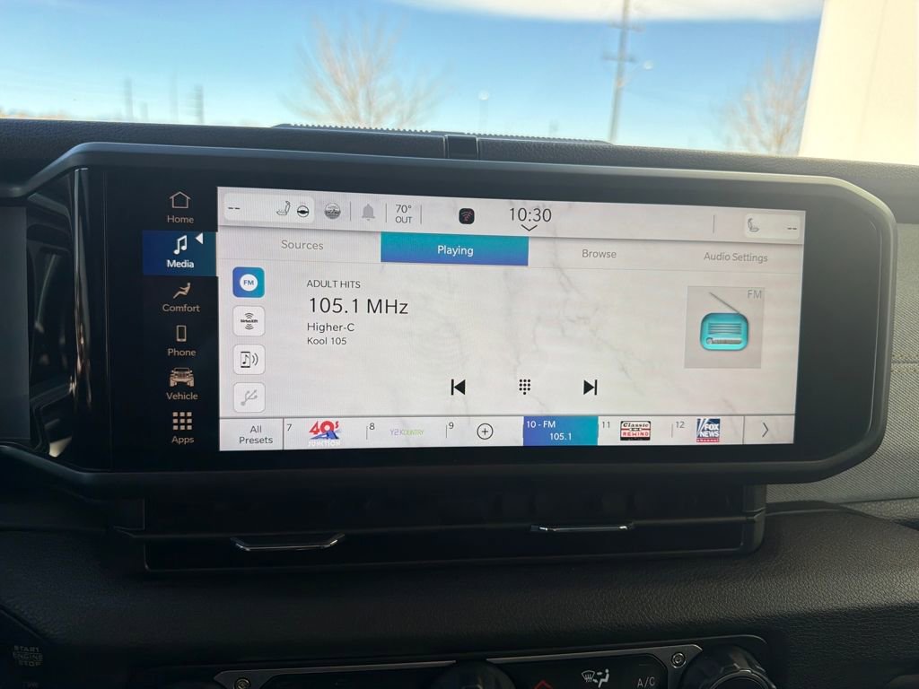 Used 2025 Jeep Wrangler Willys image 17