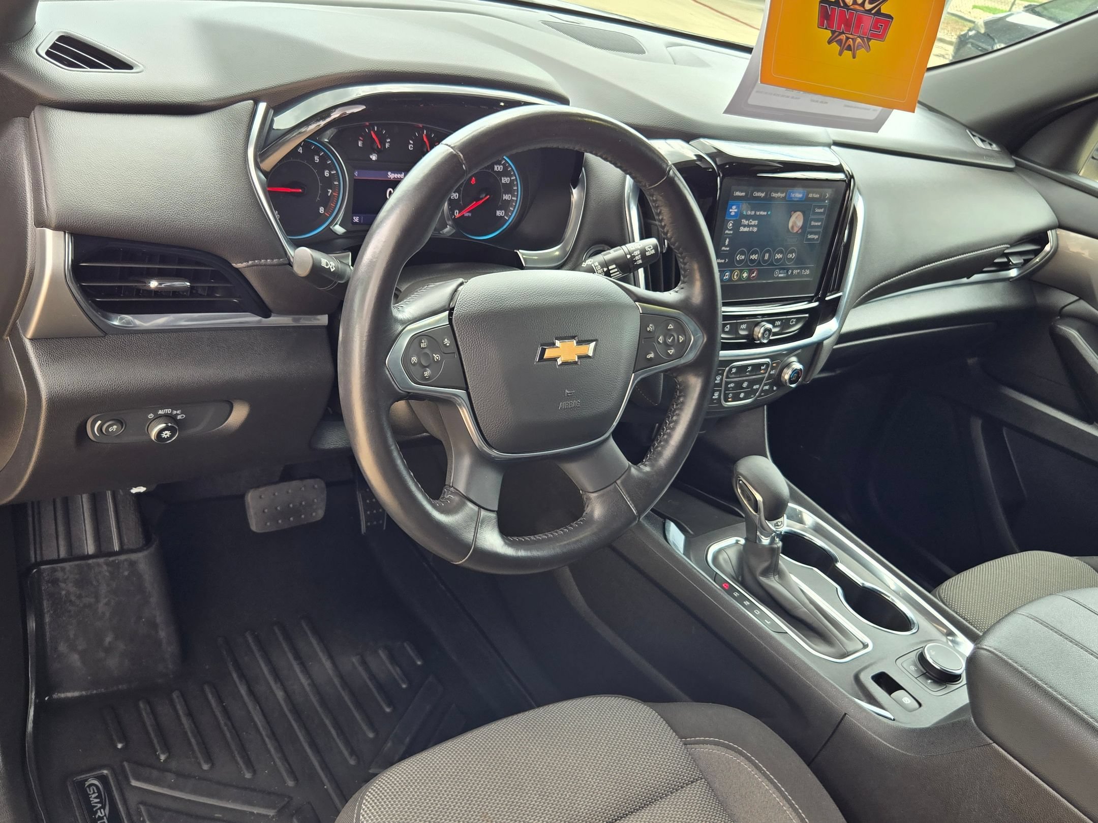 Used 2022 Chevrolet Traverse LT FWD image 10
