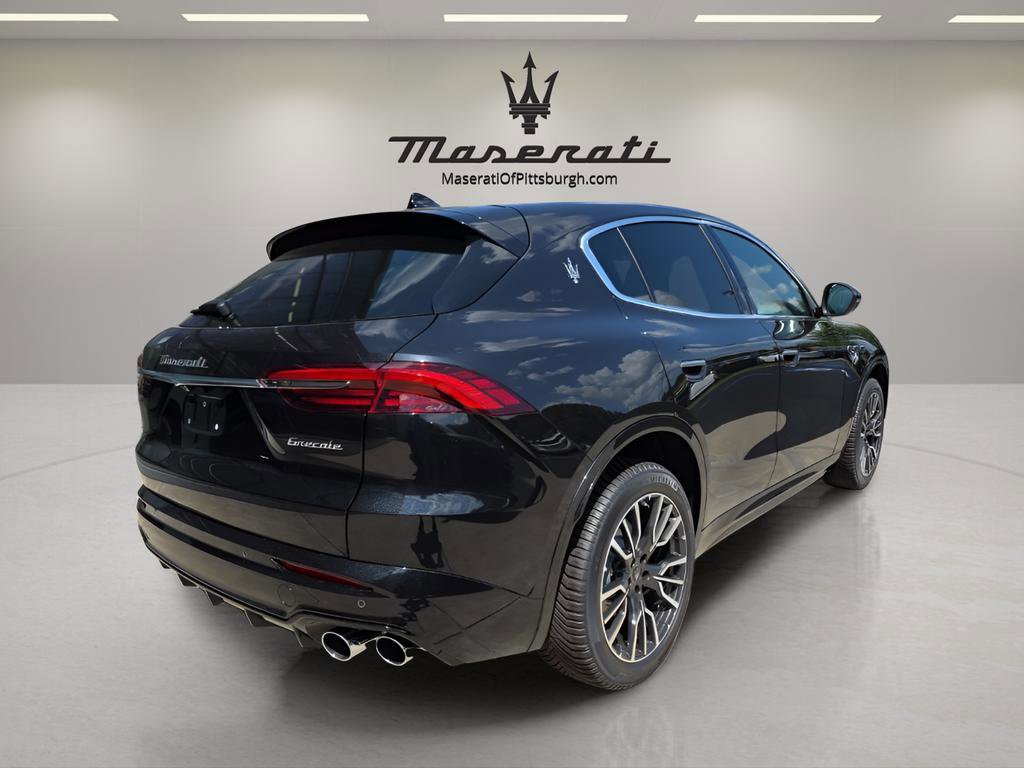 New 2025 Maserati Grecale GT image 5