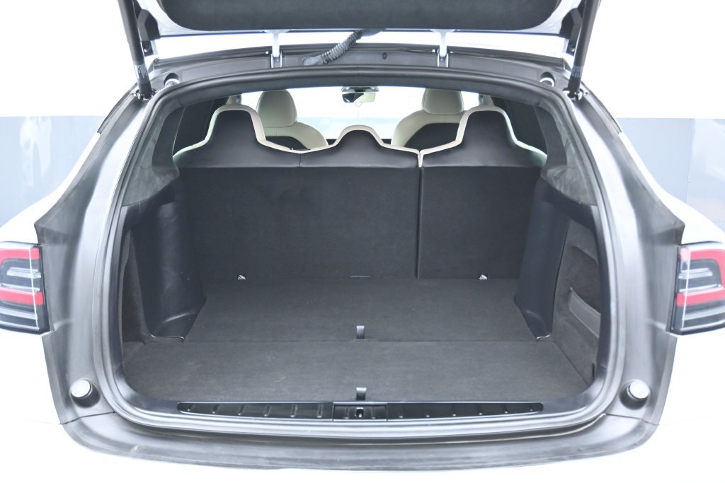 Used 2023 Tesla Model X AWD/4WD image 15