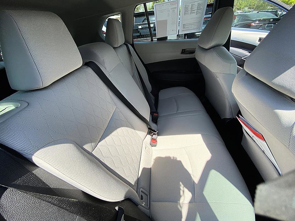 Certified 2024 Toyota Corolla Cross L image 21