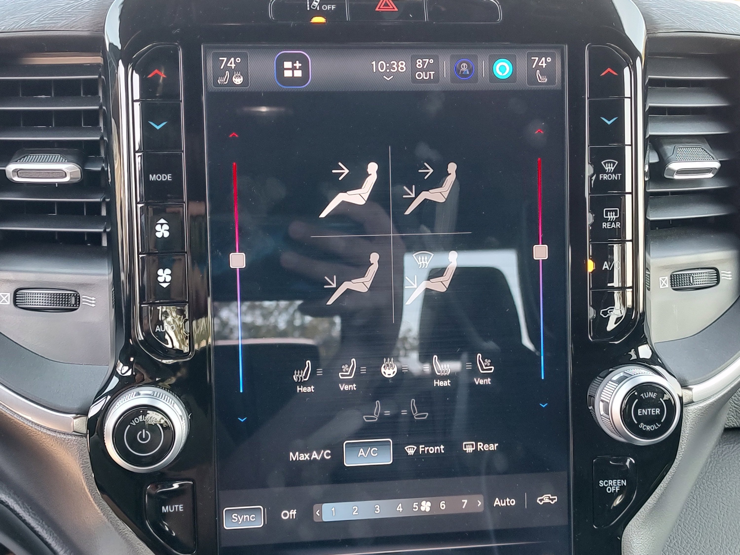 New 2025 RAM 1500 Laramie RWD image 15