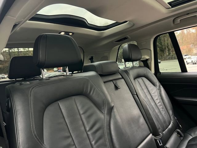 Used 2020 BMW X7 xDrive40i w/ Premium Package image 37