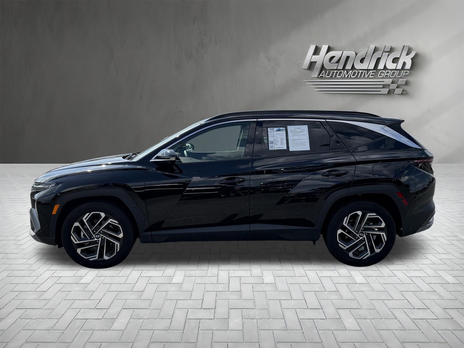 Used 2025 Hyundai Tucson Limited FWD image 6