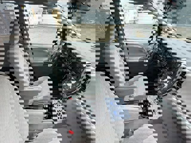 Used 2018 Toyota Sienna LE FWD image 14