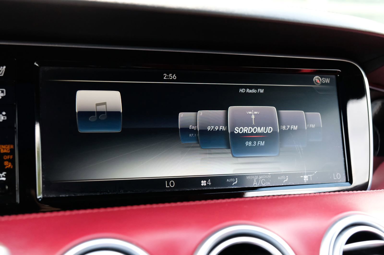 Used 2016 Mercedes-Benz S 63 AMG 4MATIC Coupe w/ Driver Assistance Package image 25