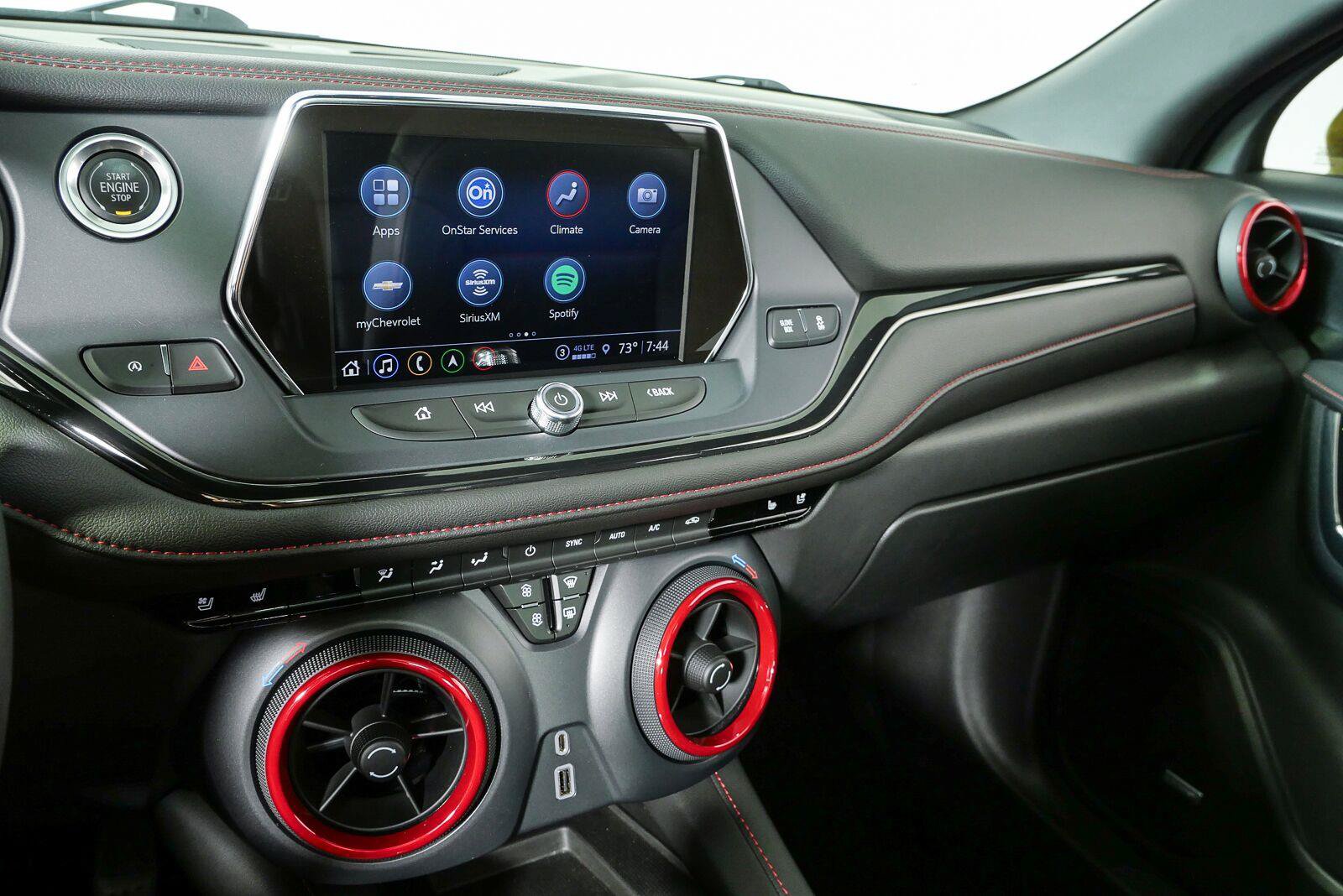 Used 2022 Chevrolet Blazer RS w/ Enhanced Convenience Package FWD image 13
