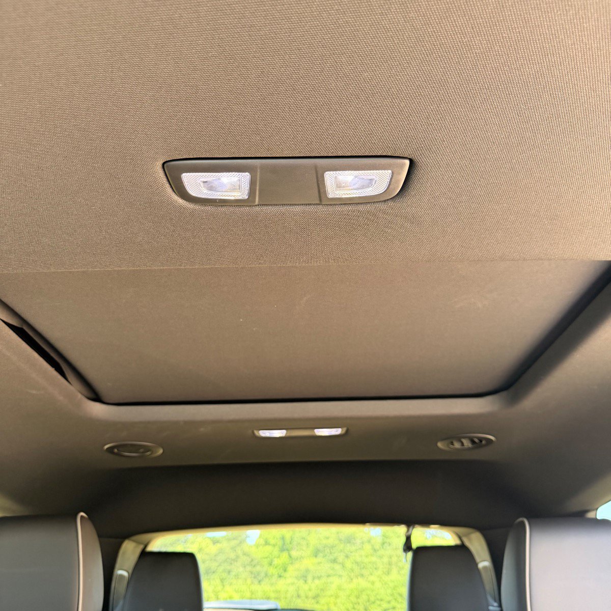 Used 2023 Buick Enclave Avenir w/ Avenir Technology Package FWD image 32