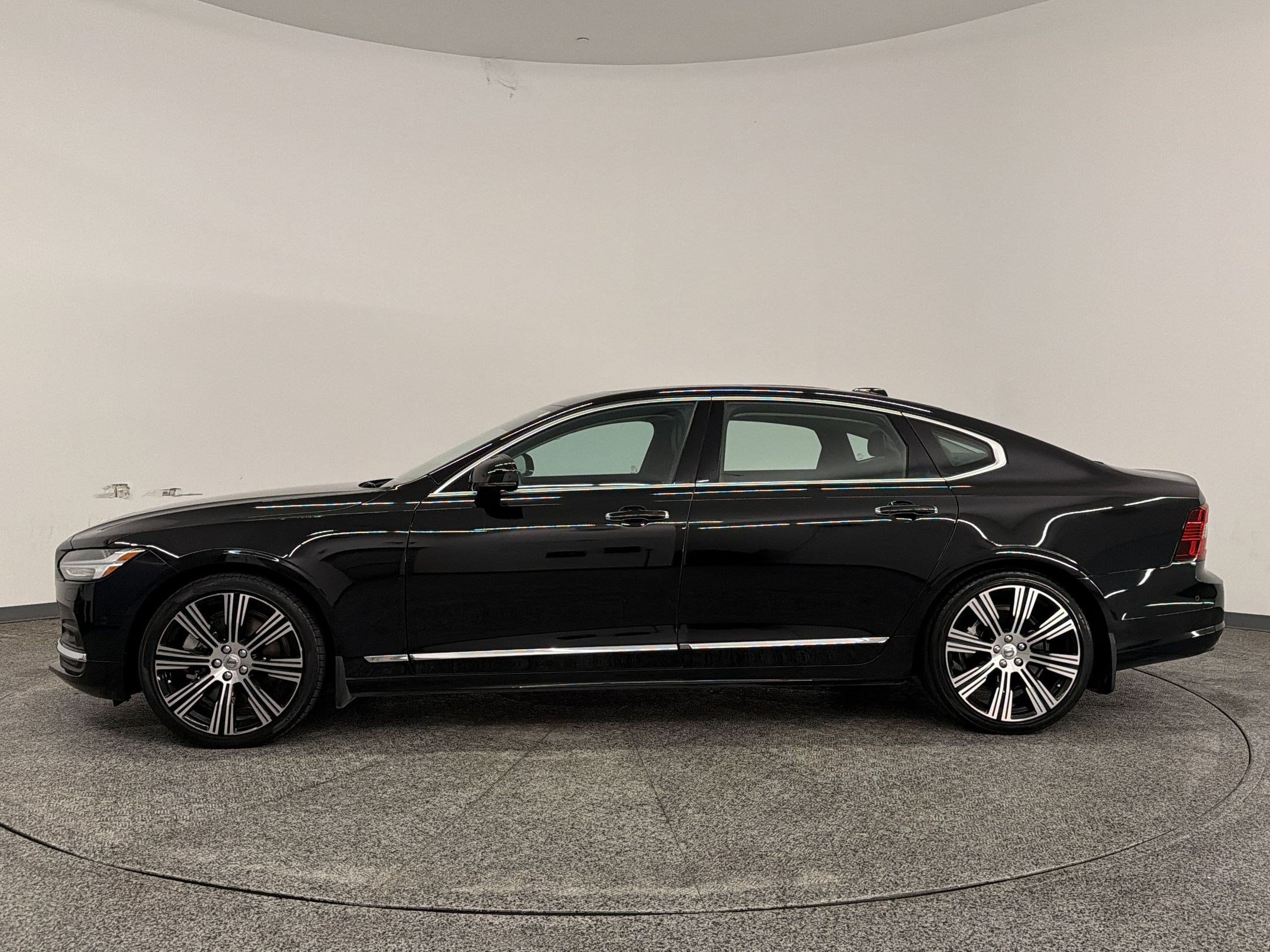 Used 2021 Volvo S90 T6 Inscription w/ Advanced Package AWD/4WD image 2