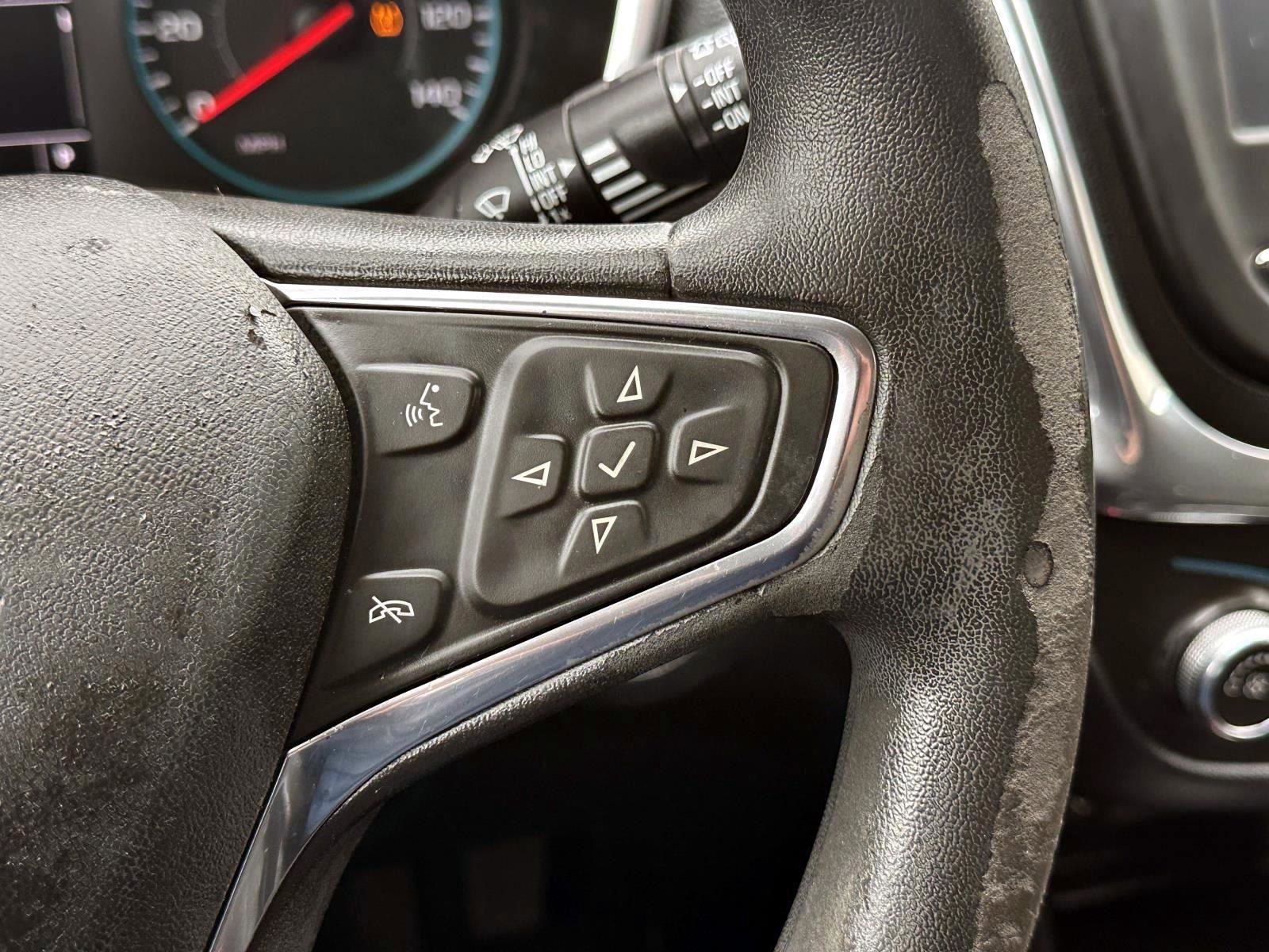 Used 2018 Chevrolet Equinox LT image 21