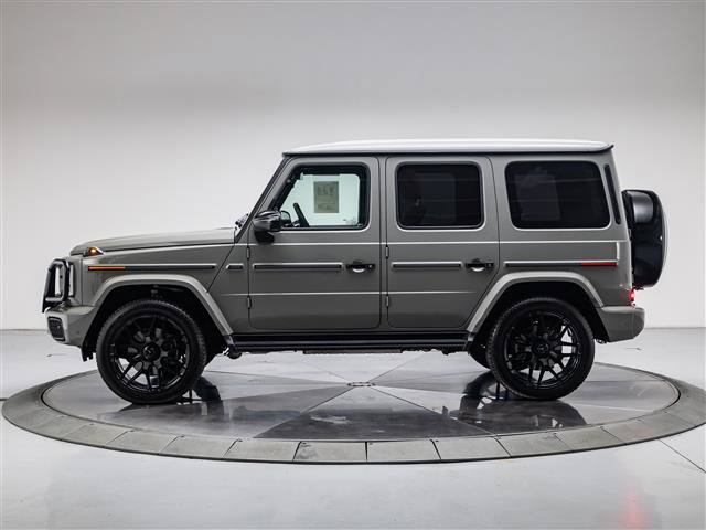 Used 2025 Mercedes-Benz G 550 image 2