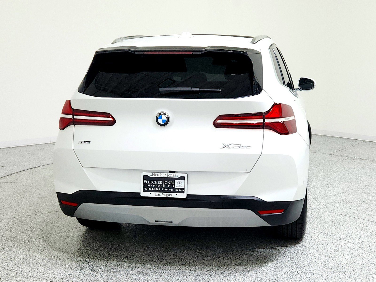 Used 2025 BMW X3 xDrive30i w/ Convenience Package image 2